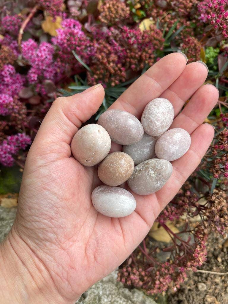 Medium size pink Amethyst tumbles