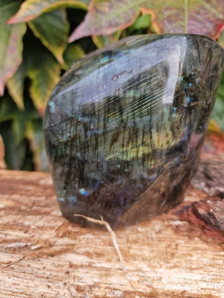 Beautiful large labradorite freeform yellow green and blue flash with rainbow 895g