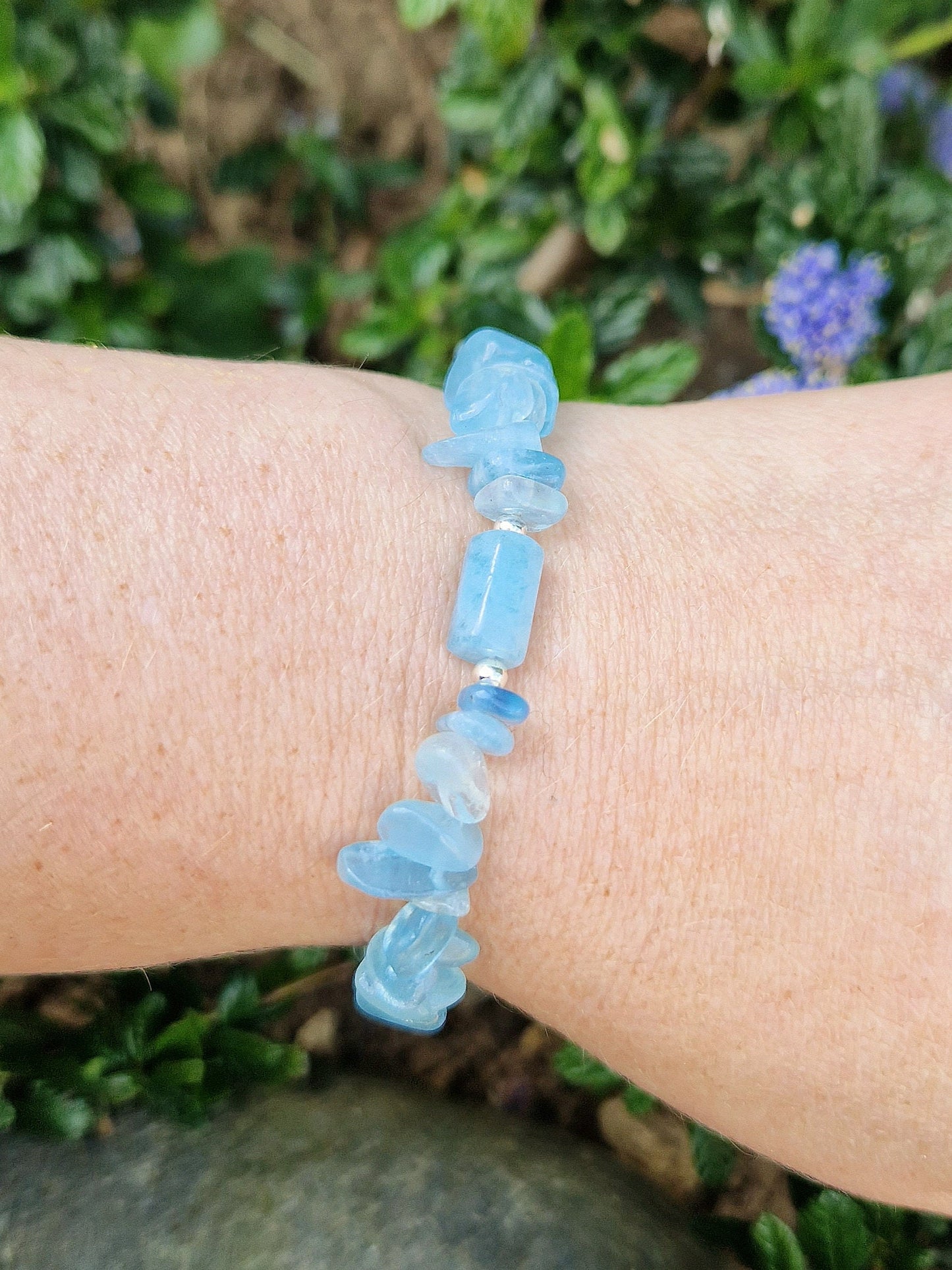 Beautiful Sterling Silver Aquamarine Strech Bracelet