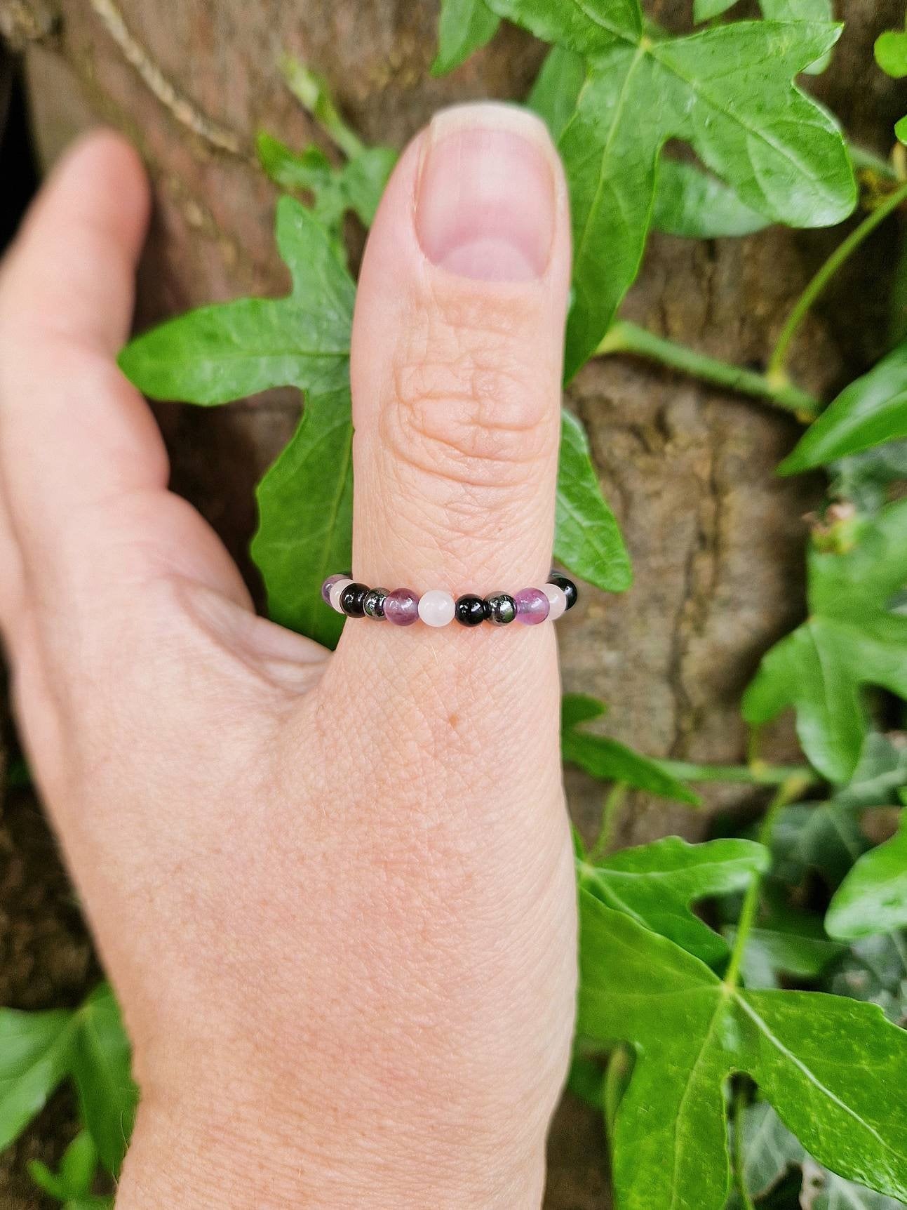 Empath support crystal strech ring