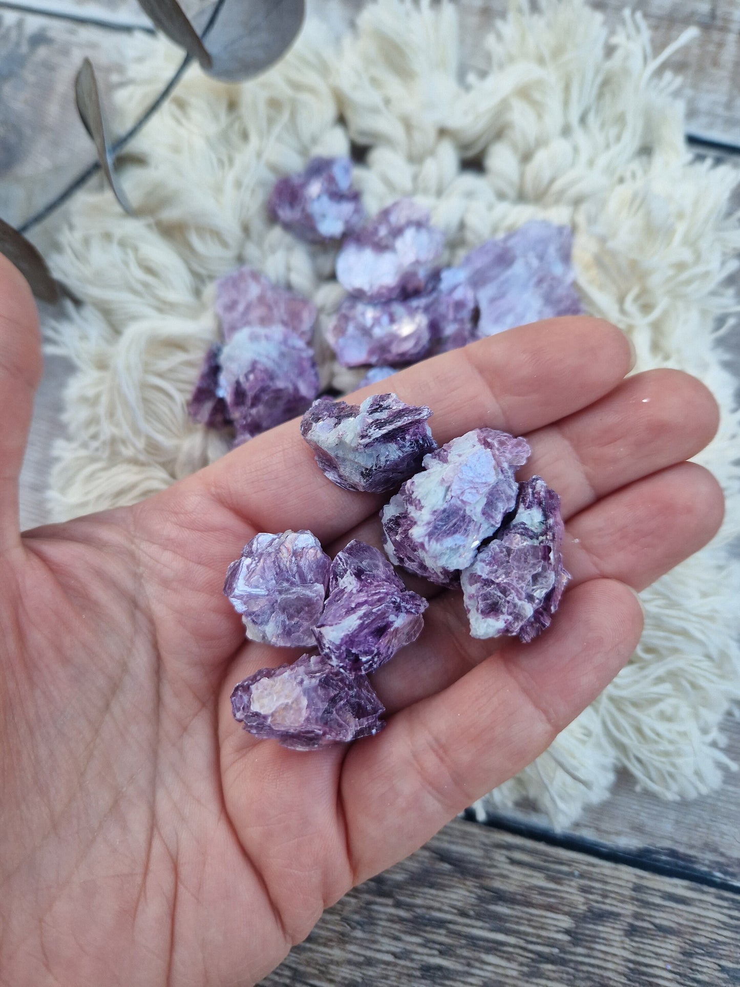 Beautiful AAA purple mica