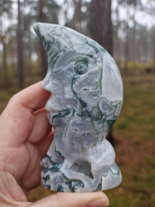 Beautiful moss agate half moon carving with druzy 205g 22cm