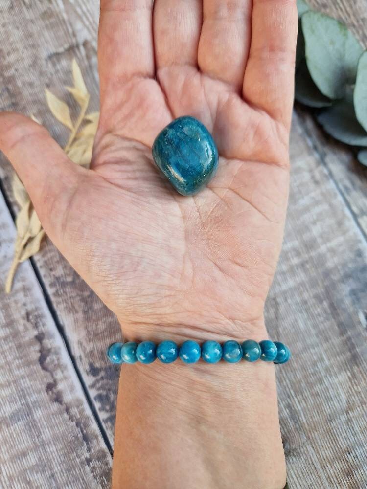 Beautiful blue apatite bracelet and tumble stone set