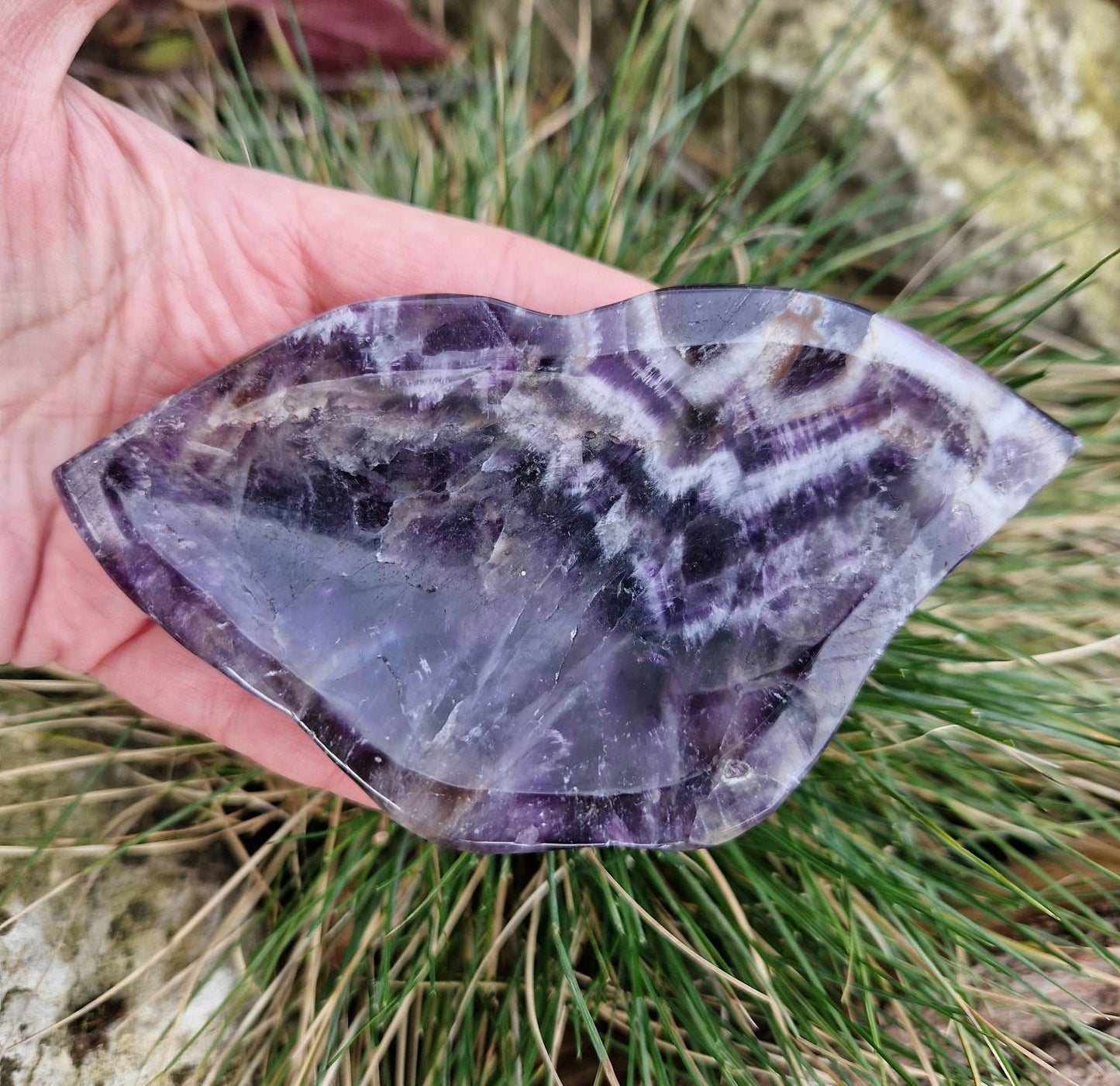 Beautiful Dream Amethyst Lip Shape Bowl 230g.