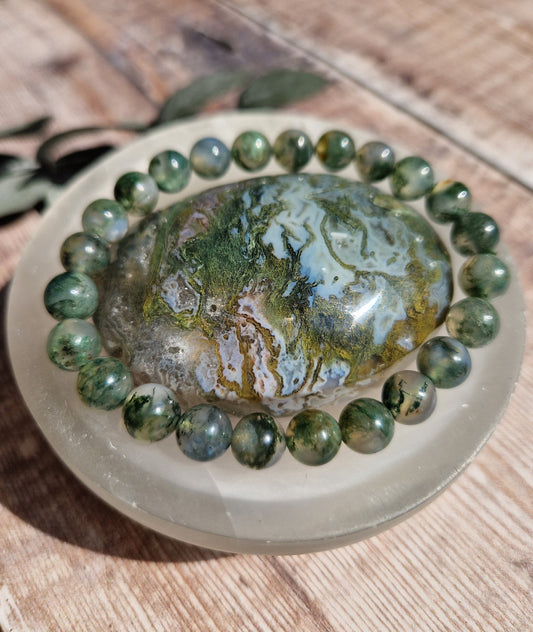 Beautiful Moss Agate bracelet and palm stone set.